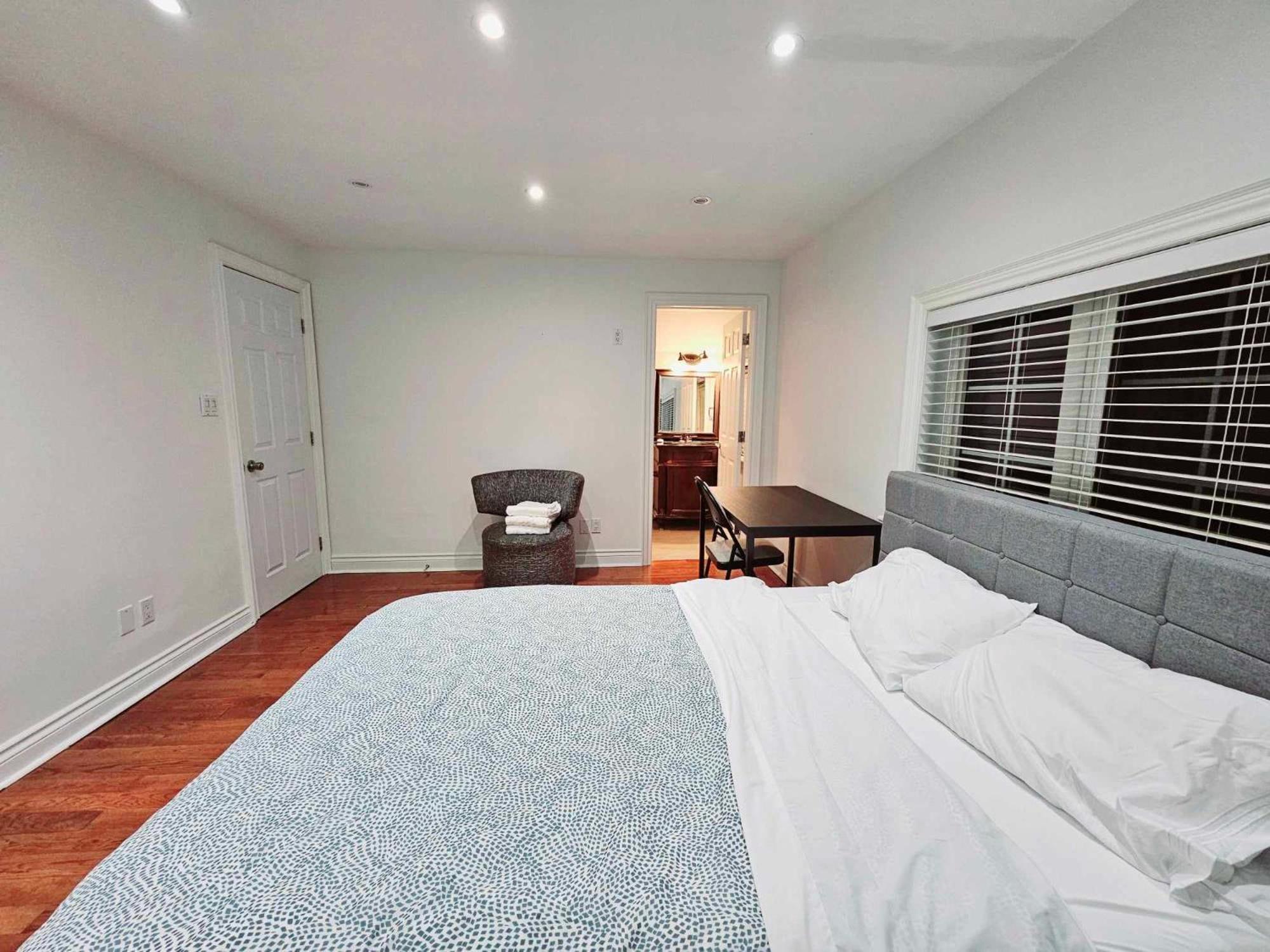 Beautiful Room At Yonge And Sheppard And North York Centre Τορόντο Εξωτερικό φωτογραφία